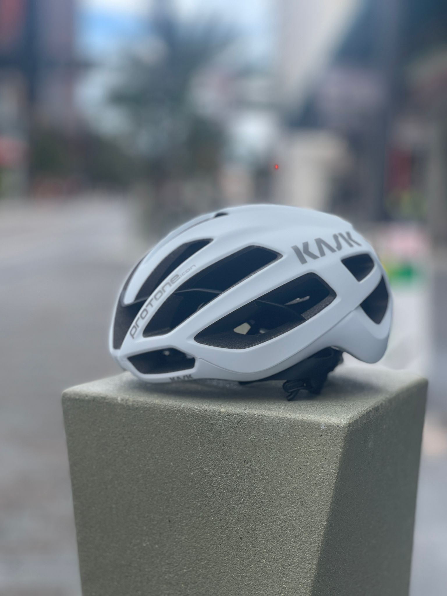 Kask White Matt | Suncycling Cycle And Fitness Shop